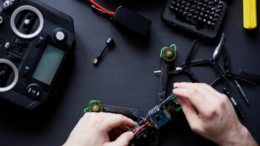 drone hỏng do bảo quản sai